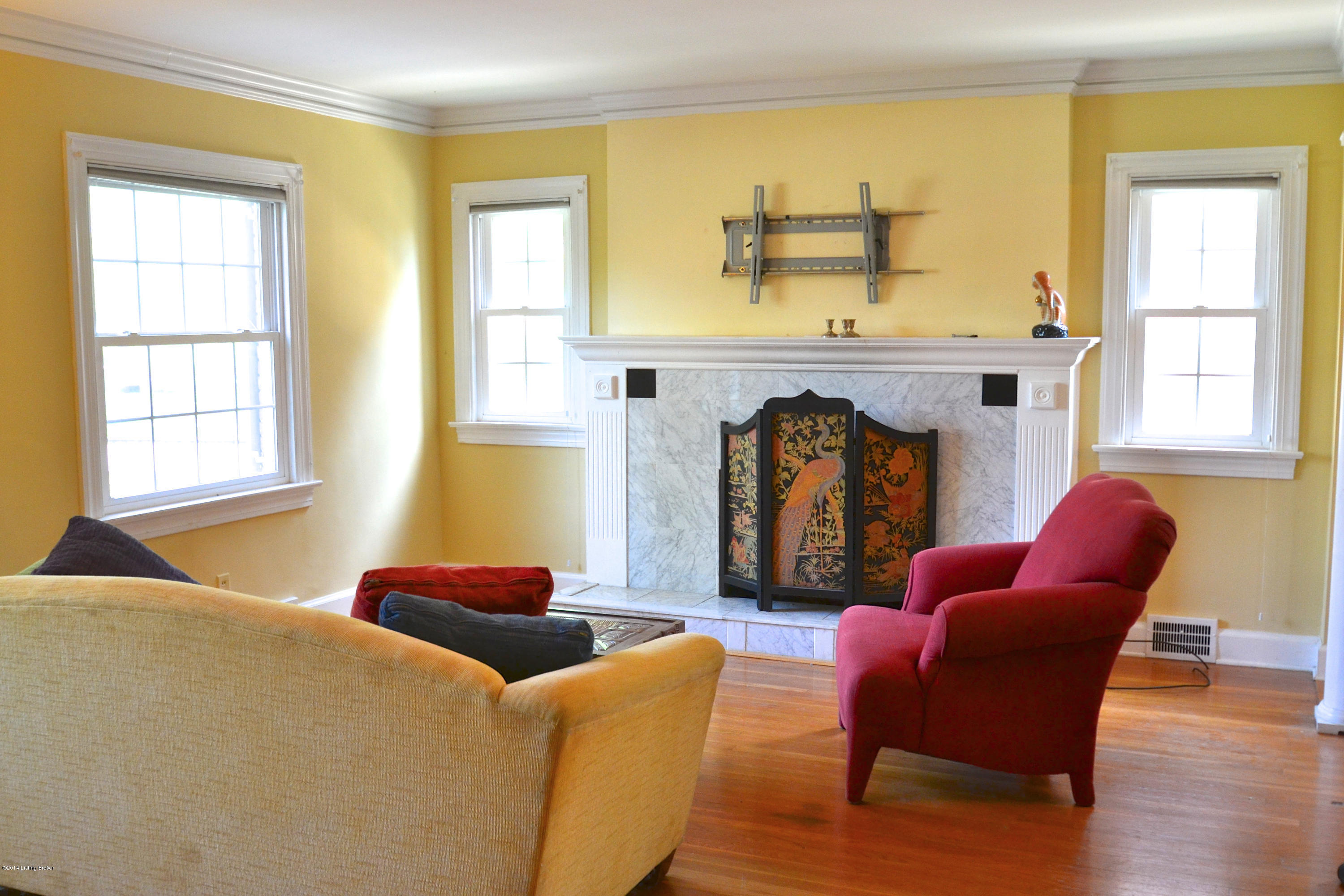 2610 Broadmeade Road Louisville, KY 40205 - Photo 4 of 19 DSC_0268