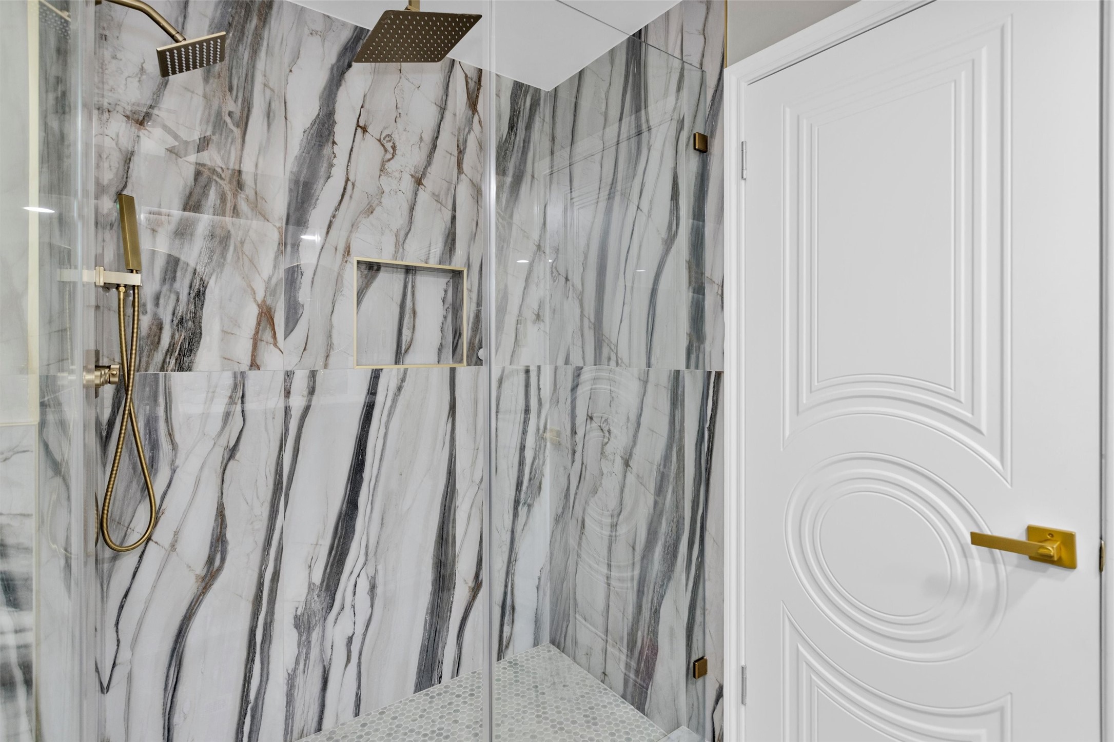 3350 McCue Road, Unit 702 Houston, TX 77056 - Photo 27 of 35 Gallery Image 27