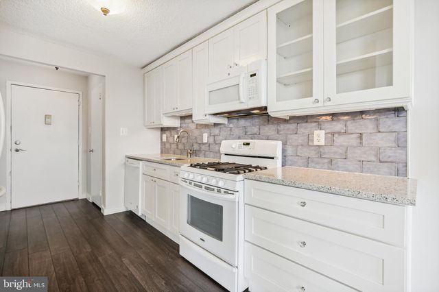 $228,000 | 2500 North Van Dorn Street, Unit 1506, Alexandria, VA 22302