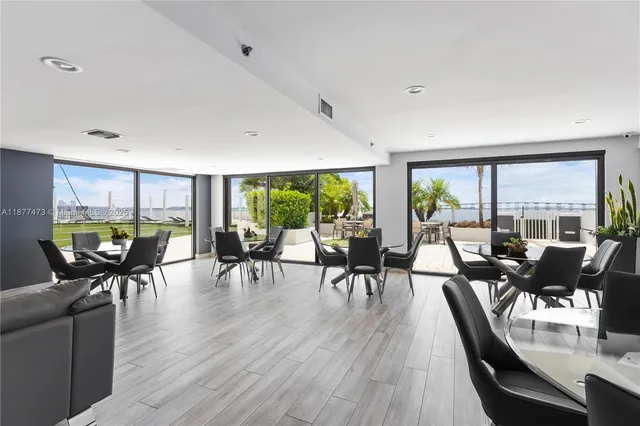 $450,000 | 200 Southeast 15th Road, Unit 6F, Miami, FL 33129