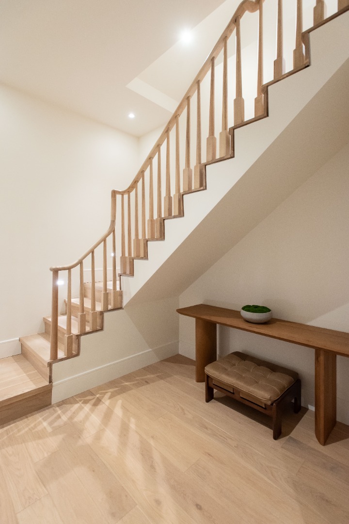 10 Silver Street Nantucket, MA 02554 - Photo 32 of 48 a view of entryway