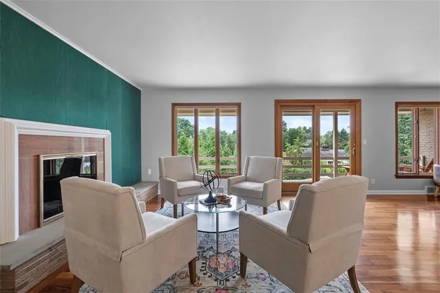 $599,900 | 2635 Fairgreen Drive, Pittsburgh, PA 15241