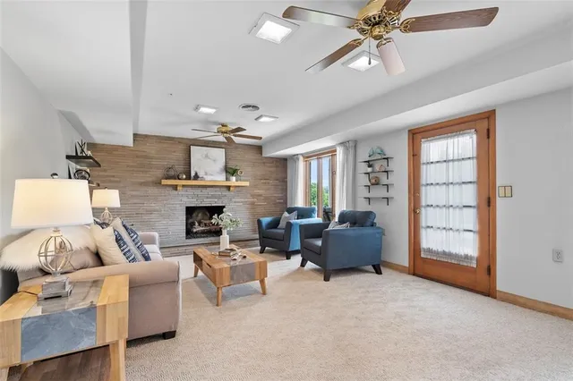 $599,900 | 2635 Fairgreen Drive, Pittsburgh, PA 15241