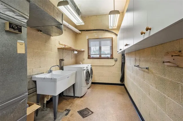 $599,900 | 2635 Fairgreen Drive, Pittsburgh, PA 15241