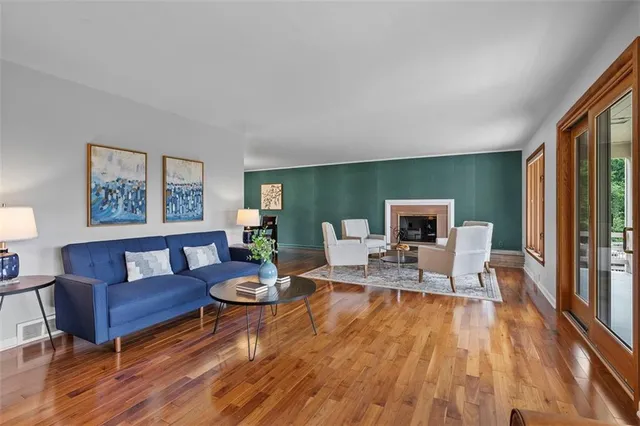 $599,900 | 2635 Fairgreen Drive, Pittsburgh, PA 15241