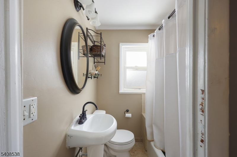 70 Everett Place Plainfield, NJ 07063 - Photo 23 of 27