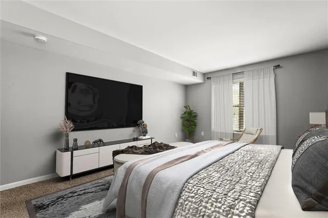 $169,900 | 435 West 9th Street, Unit 204, Kansas City, MO 64105