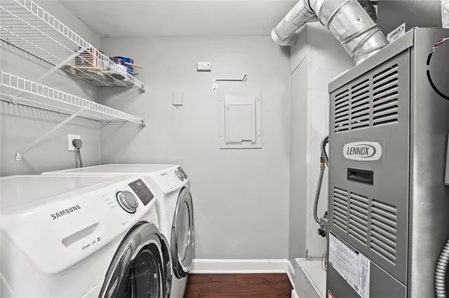 $169,900 | 435 West 9th Street, Unit 204, Kansas City, MO 64105