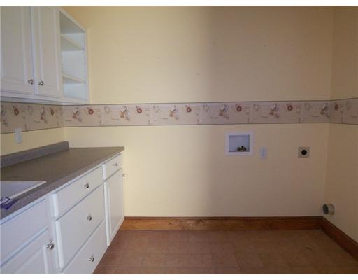 19 Port Road Kennebunk, ME 04043 - Photo 16 of 19 Other. Laundry