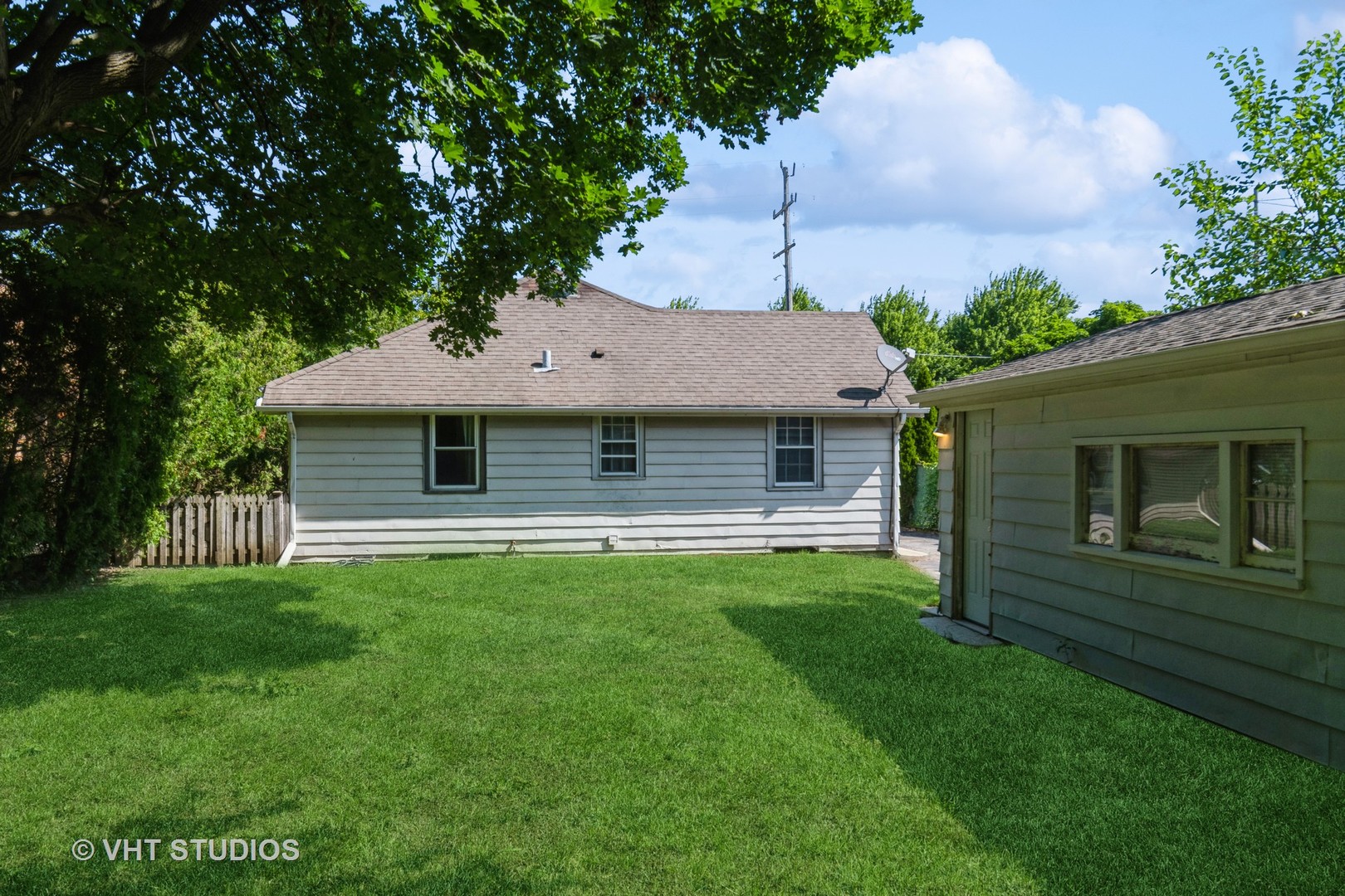 217 Prairie Avenue Highwood, IL 60040 - Photo 16 of 19 a front view of a house with a garden