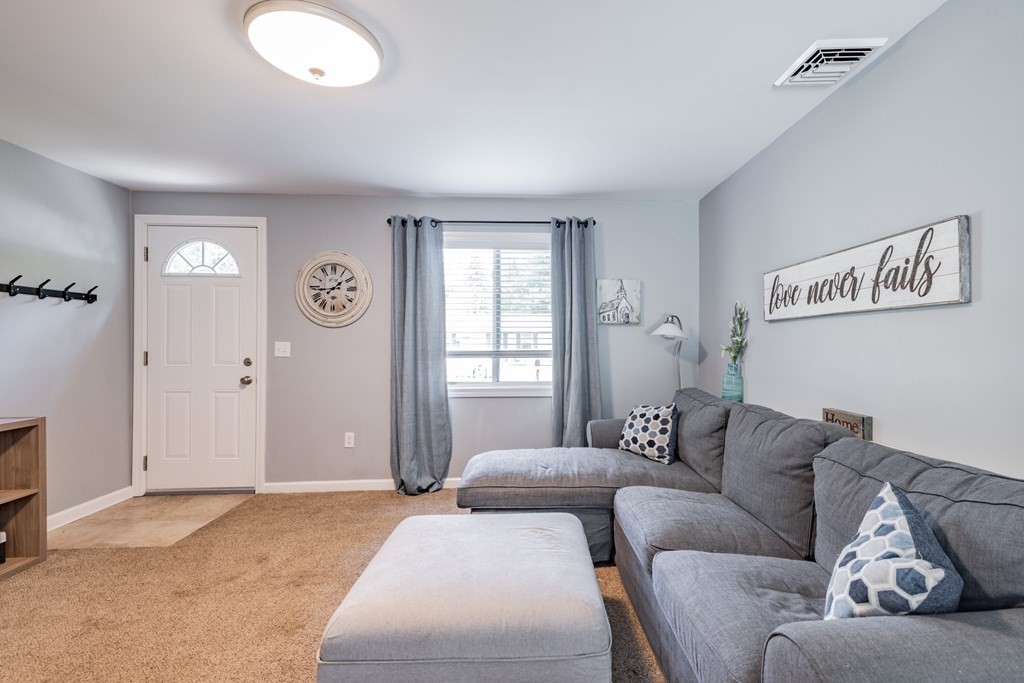 27 Woodcliff Street Springfield, MA 01111 - Photo 15 of 26 Gallery Image 15