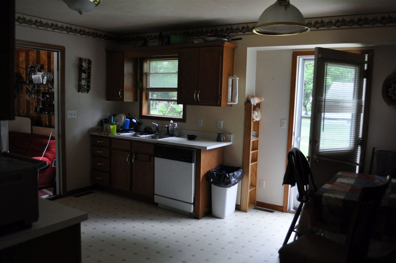 1725 Bashor Road Goshen, IN 46526 - Photo 3 of 9 Gallery Image 3