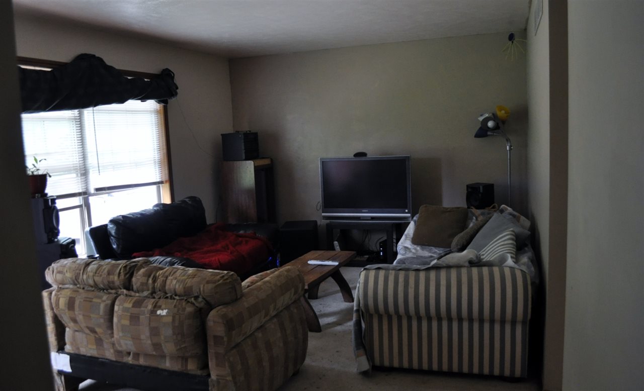 1725 Bashor Road Goshen, IN 46526 - Photo 4 of 9 Gallery Image 4