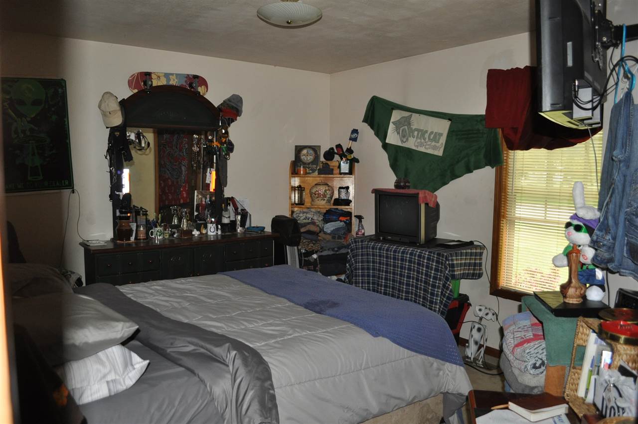 1725 Bashor Road Goshen, IN 46526 - Photo 6 of 9 Gallery Image 6