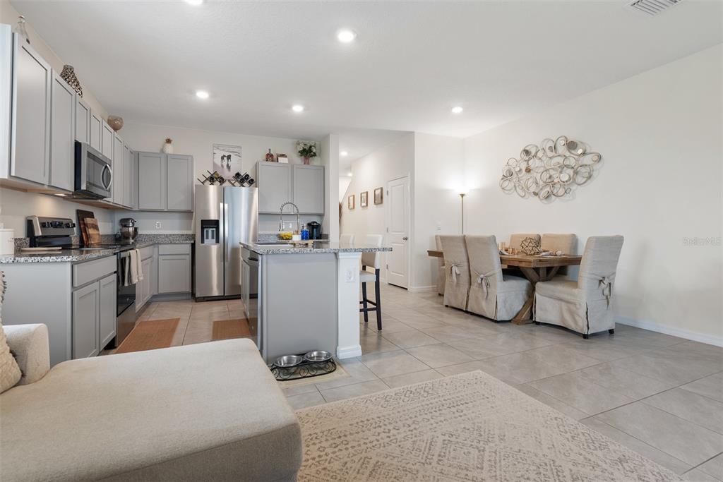 355 Mangrove Shade Circle Apollo Beach, FL 33572 - Photo 12 of 39