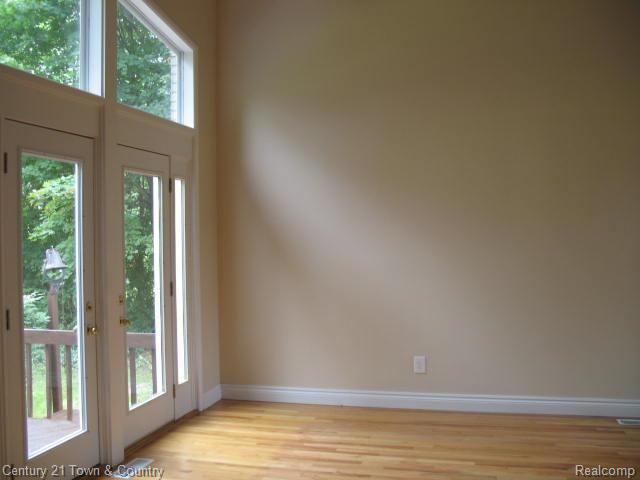 29550 Highmeadow Road Farmington, MI 48334 - Photo 7 of 18 Doorwall from living room to deck.jpg