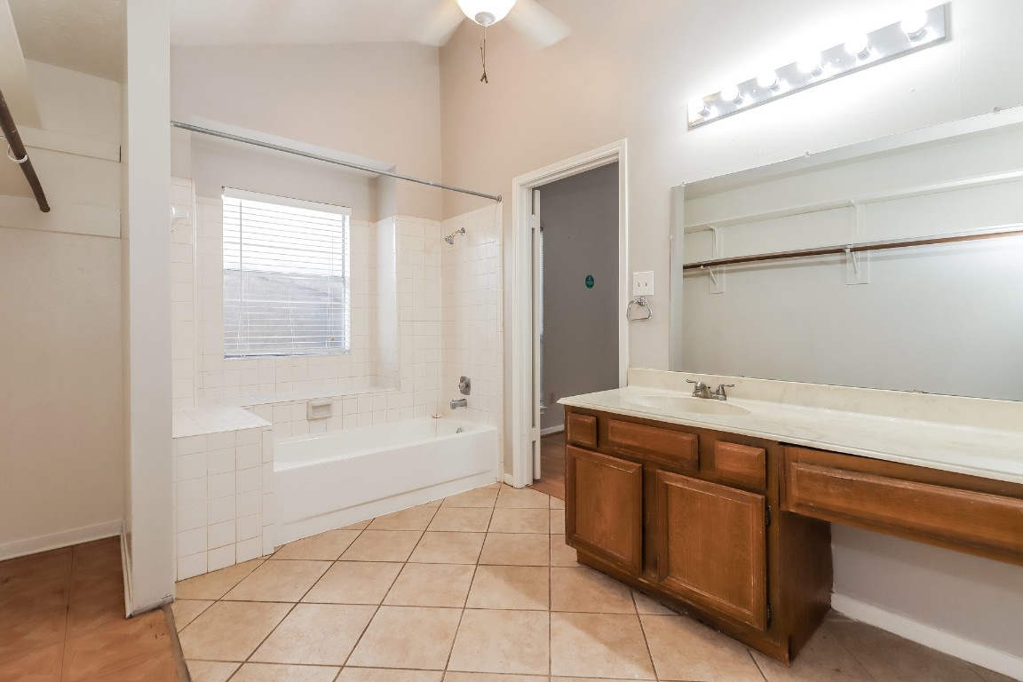 3919 Monteith Drive Spring, TX 77373 - Photo 12 of 16