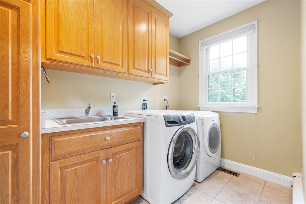 44 George Aggott Road Needham, MA 02492 - Photo 18 of 34