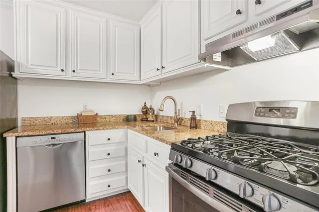 $1,895 | 1175 Church Street, Unit K, Decatur, GA 30030