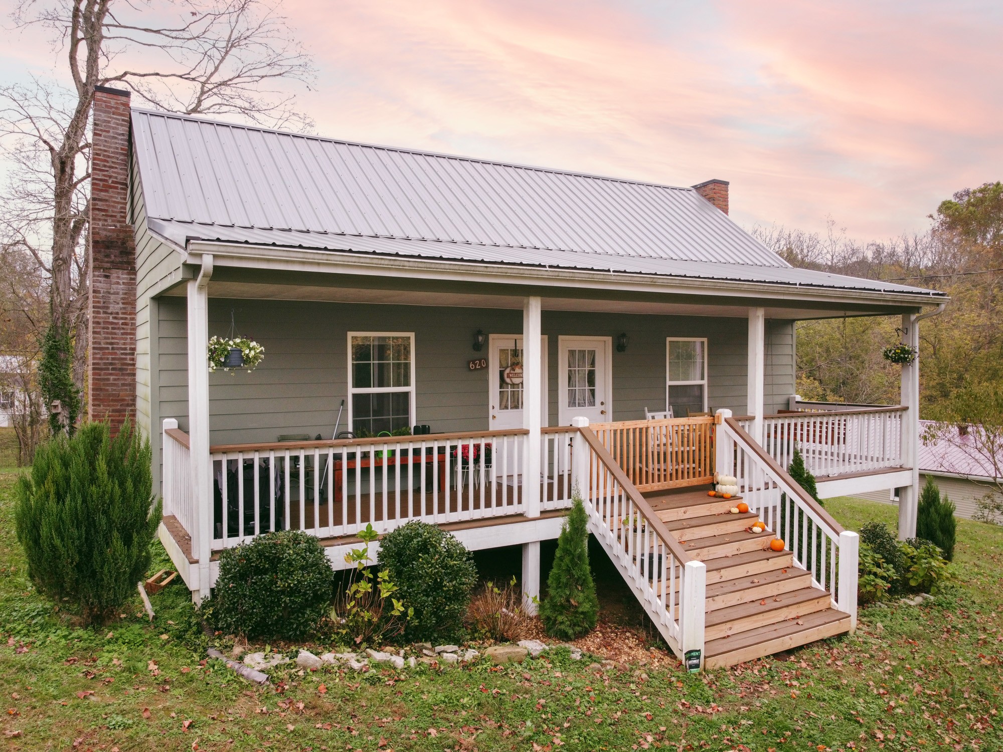 620 Spring Street Charlotte, TN 37036 - Photo 1 of 31 Gallery Image 1