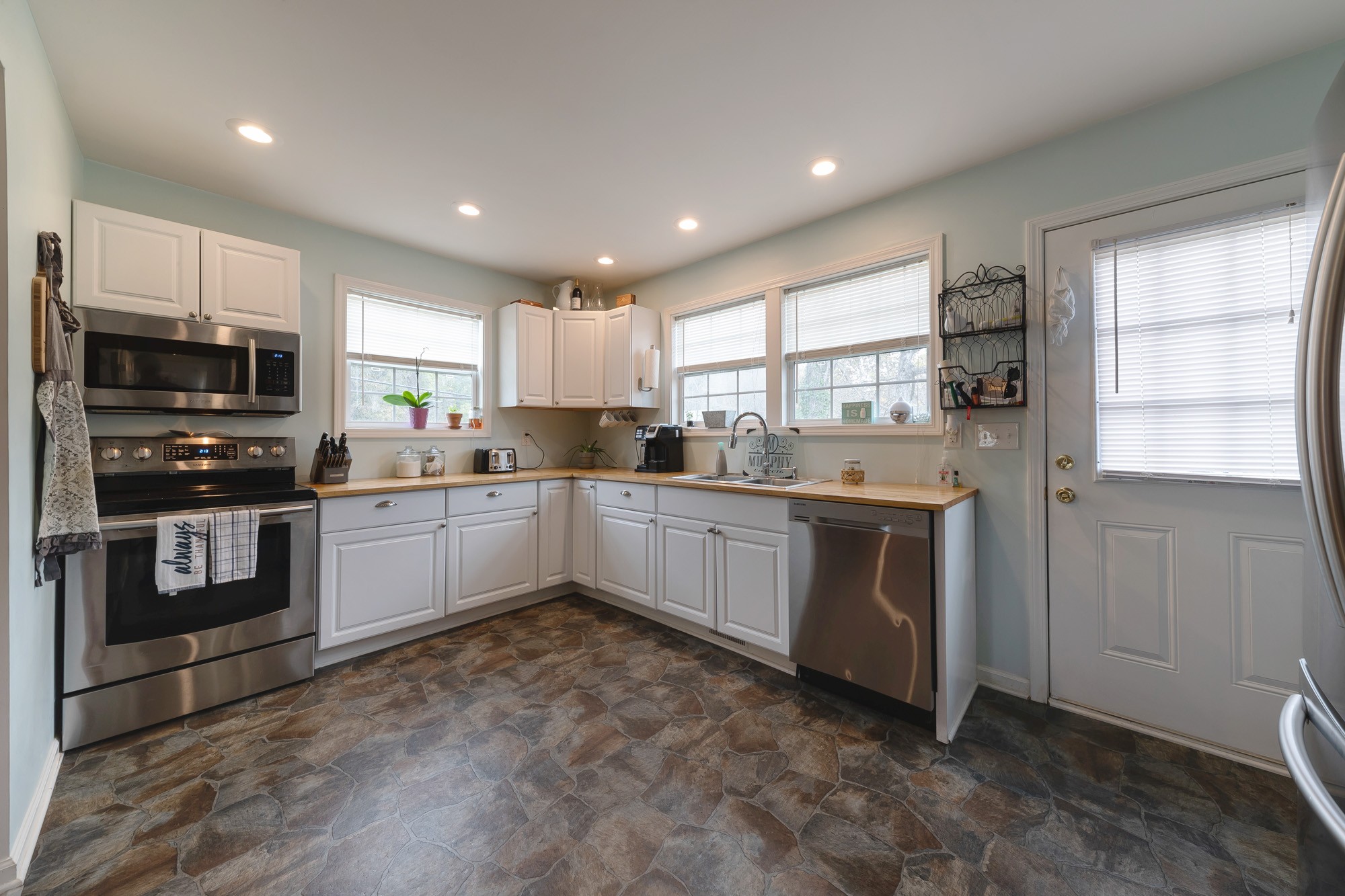 620 Spring Street Charlotte, TN 37036 - Photo 18 of 31 Gallery Image 18
