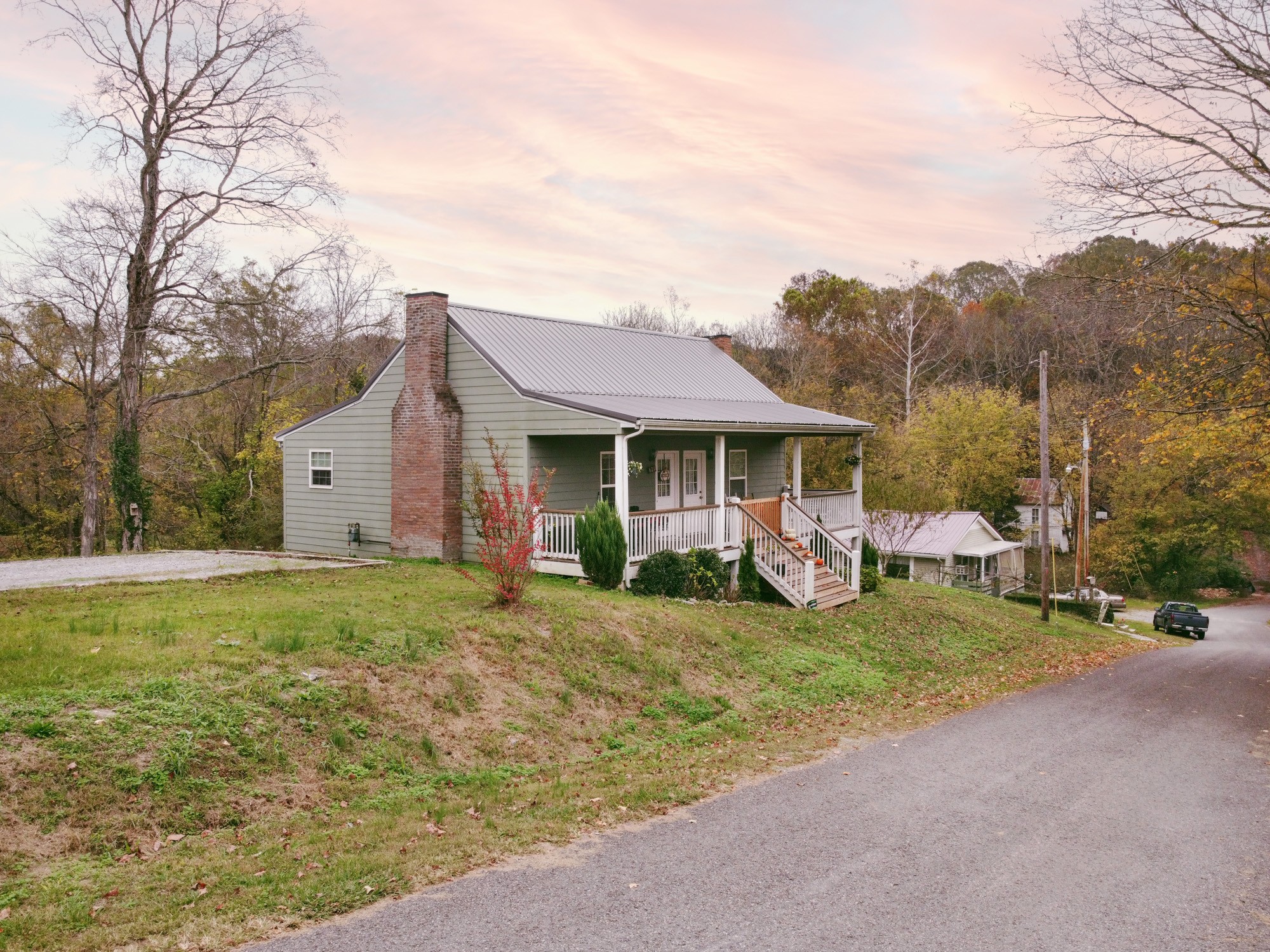 620 Spring Street Charlotte, TN 37036 - Photo 31 of 31 Gallery Image 31