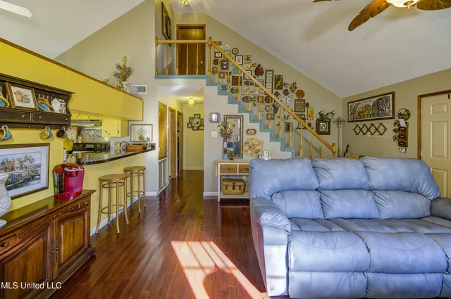 $185,000 | 113 Bellaire Drive, Vicksburg, MS 39180