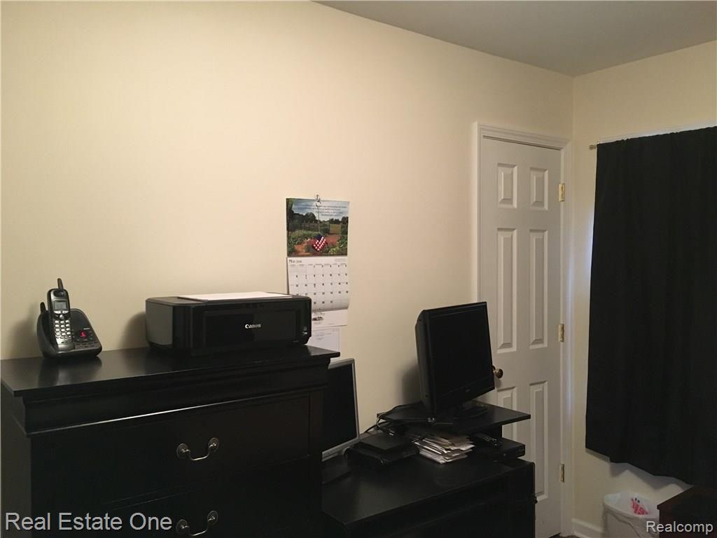 7971 Jackson Street Taylor, MI 48180 - Photo 14 of 19