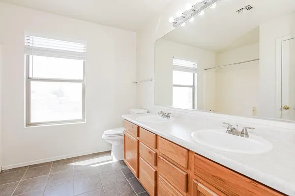 $2,275 | 2292 East Peach Tree Drive, Chandler, AZ 85249
