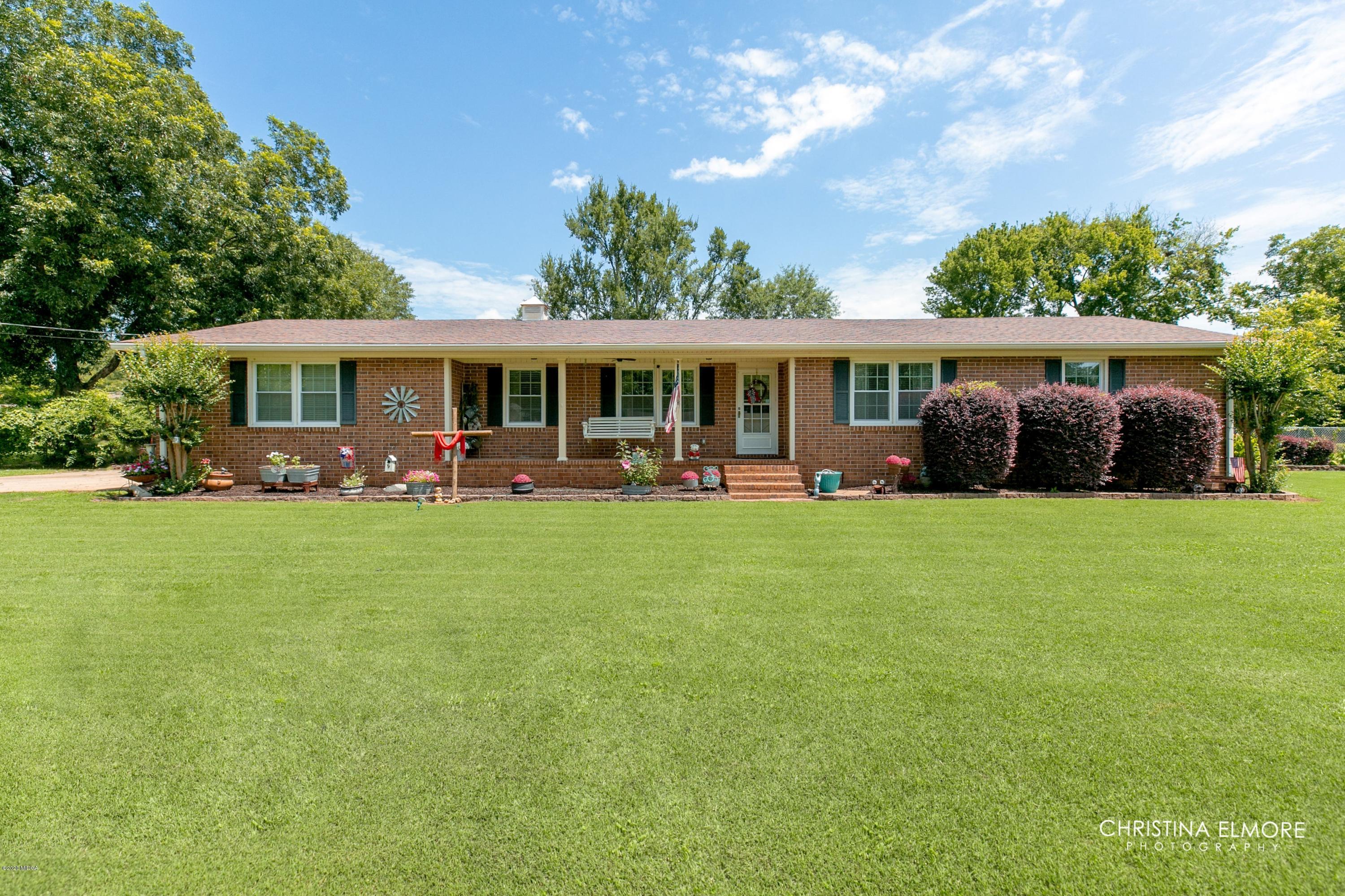 3673 Jones Road Macon, GA 31216 - Photo 1 of 34 a front view of house with yard outdoor seating and green space