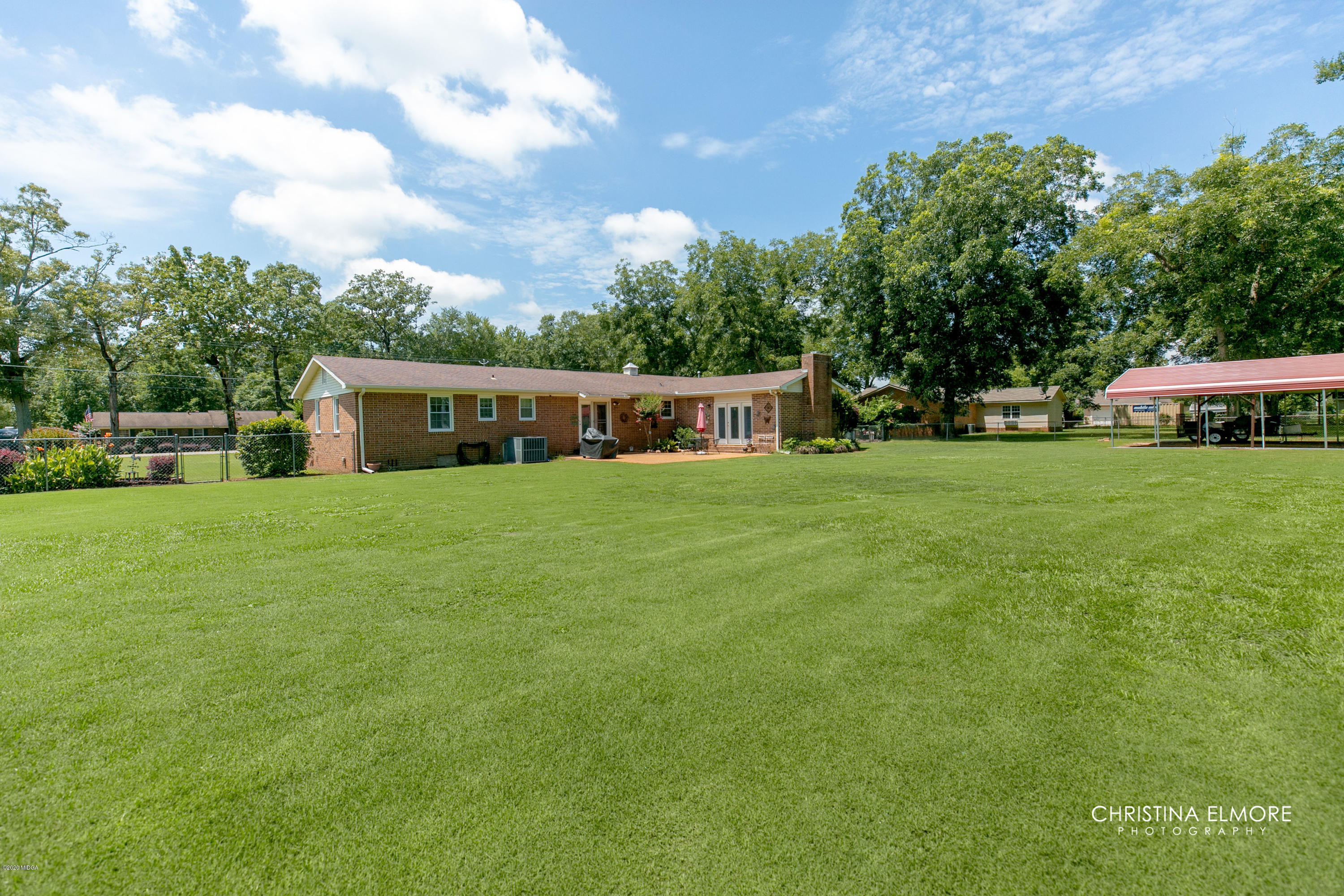 3673 Jones Road Macon, GA 31216 - Photo 31 of 34 a view of a house with a big yard
