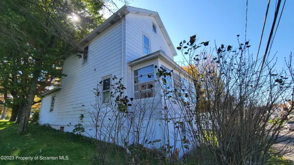 a view of a house with a plants