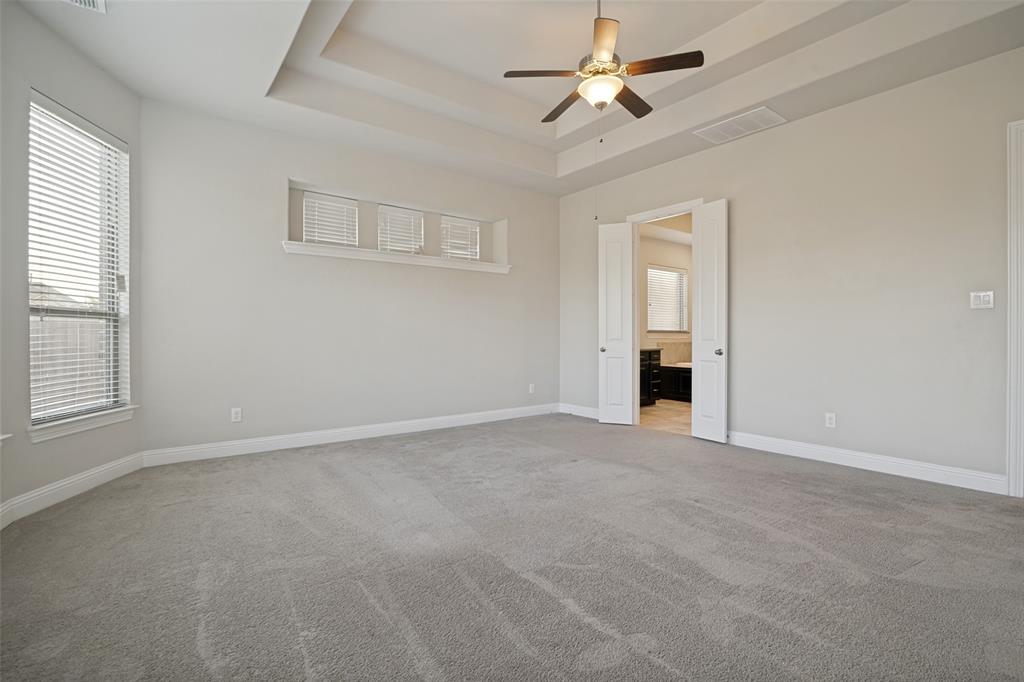 2802 Merlot Circle Rowlett, TX 75088 - Photo 15 of 40 a view of an empty room with a window