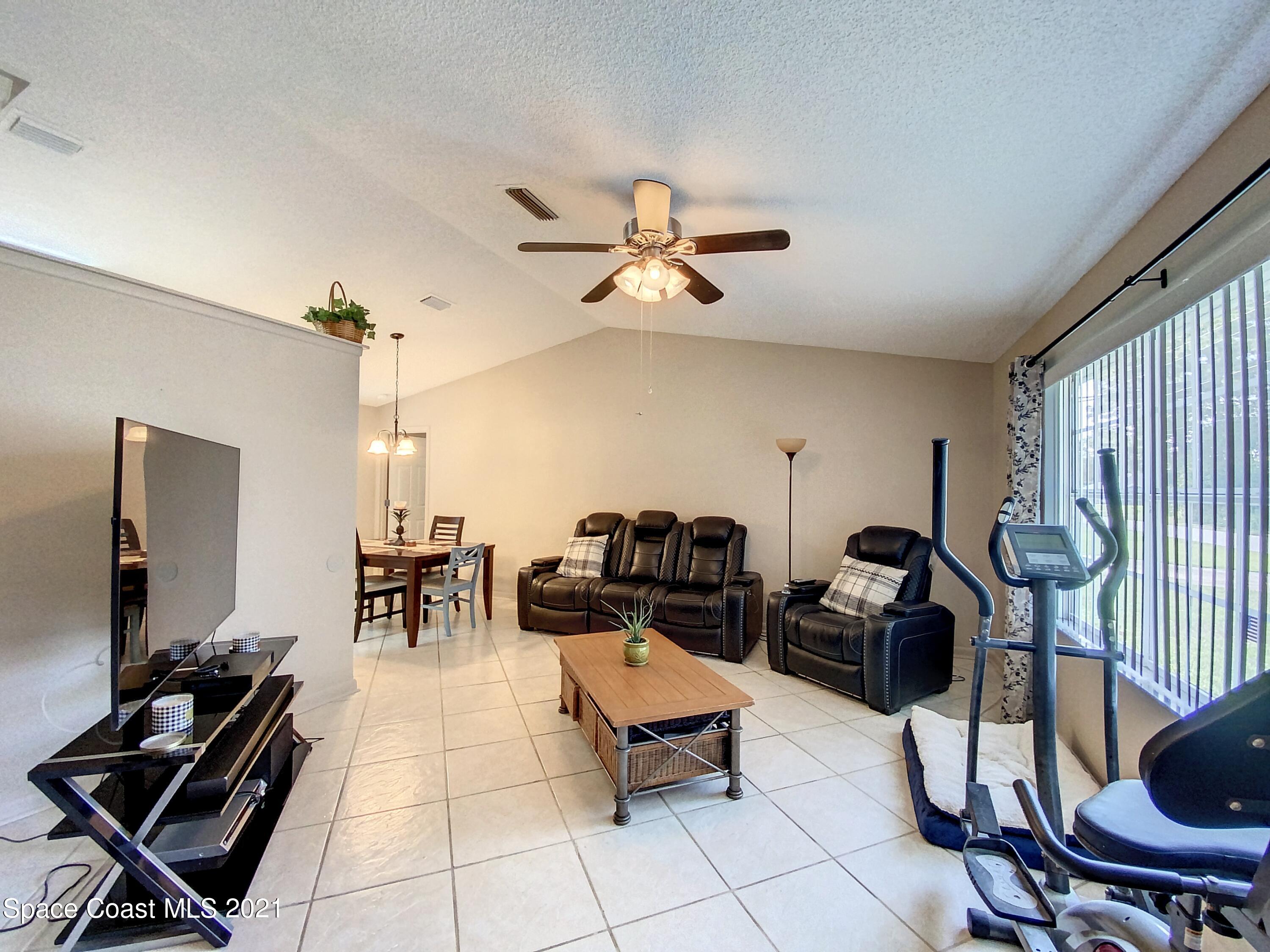 4921 Bridge Road Cocoa, FL 32927 - Photo 5 of 23 05
