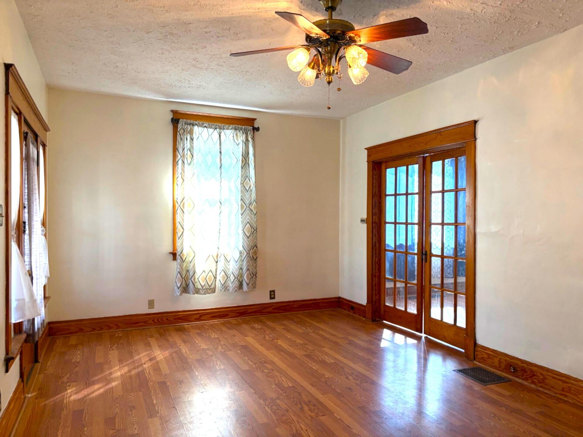 240 Stokesay Street Covington, KY 41016 - Photo 5 of 22