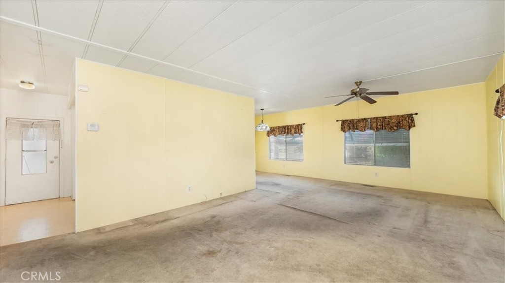 416 Jeffries, Unit 5 Monrovia, CA 91016 - Photo 8 of 20 an empty room with a empty space