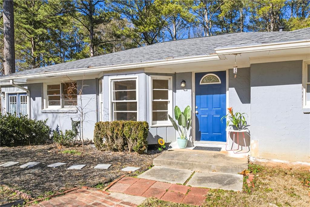 3006 Hollywood Drive Decatur, GA 30033 - Photo 2 of 26