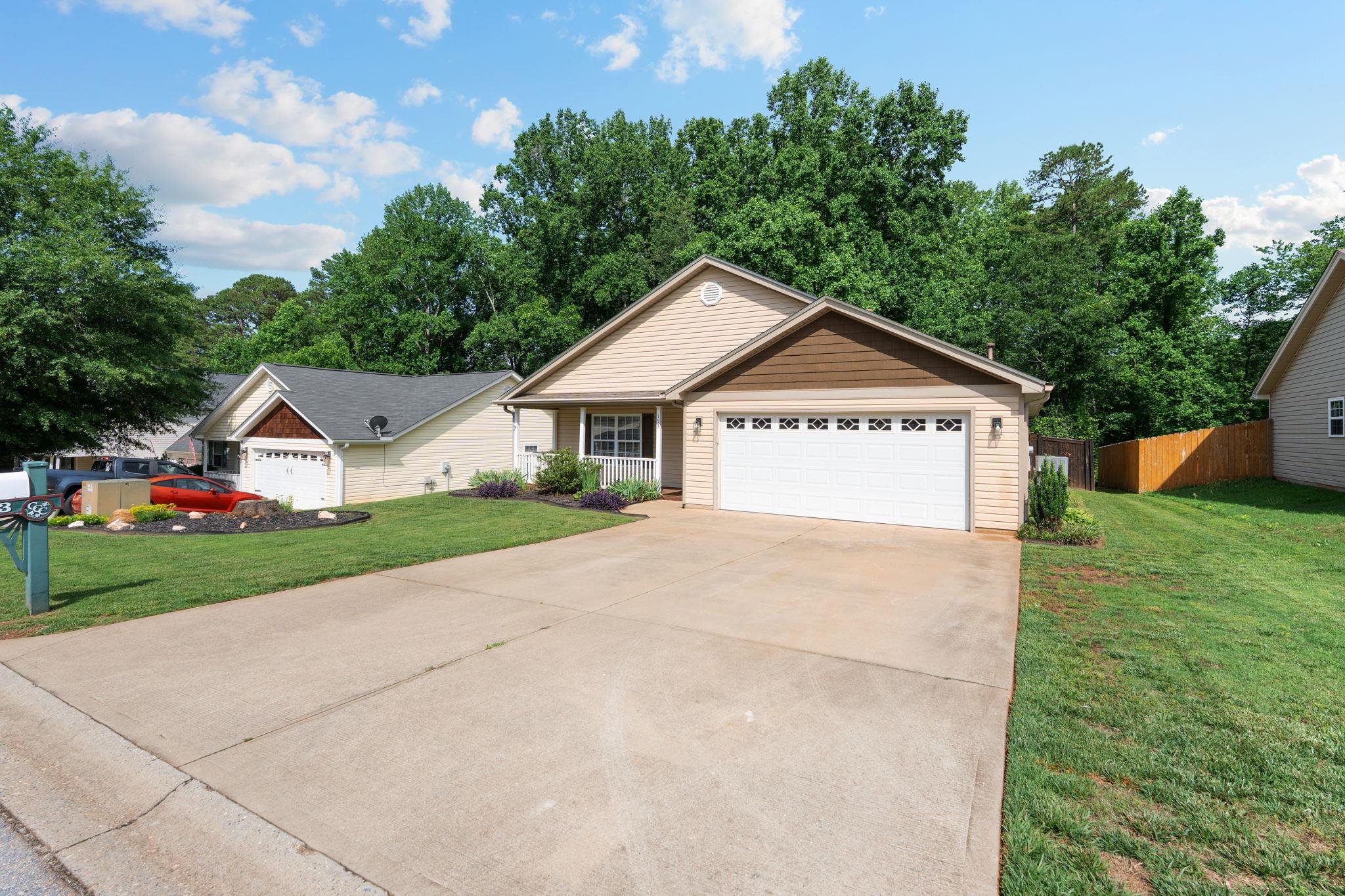 153 Maximus Drive Greer, SC 29651 - Photo 3 of 30