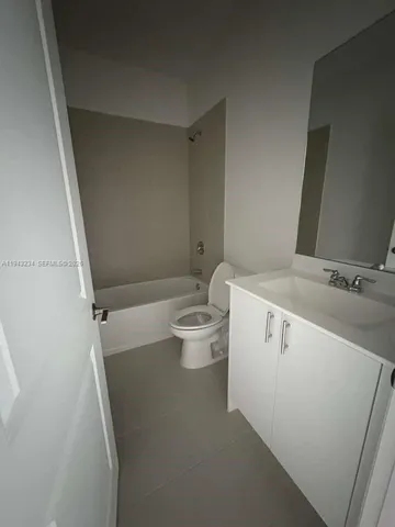 an empty room with closet