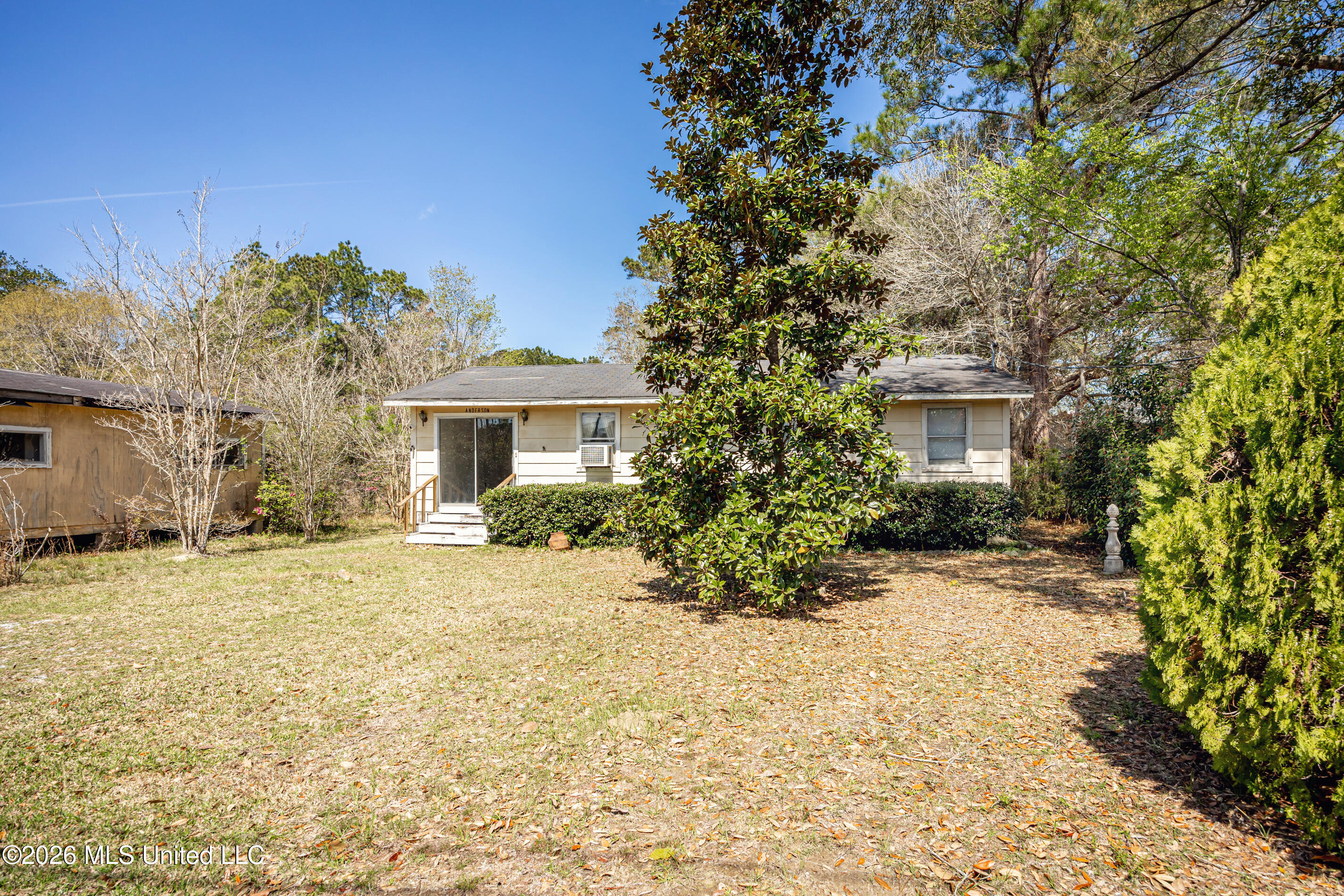 14804 Parker Road Biloxi, MS 39532 - Photo 5 of 56 IMG_1114