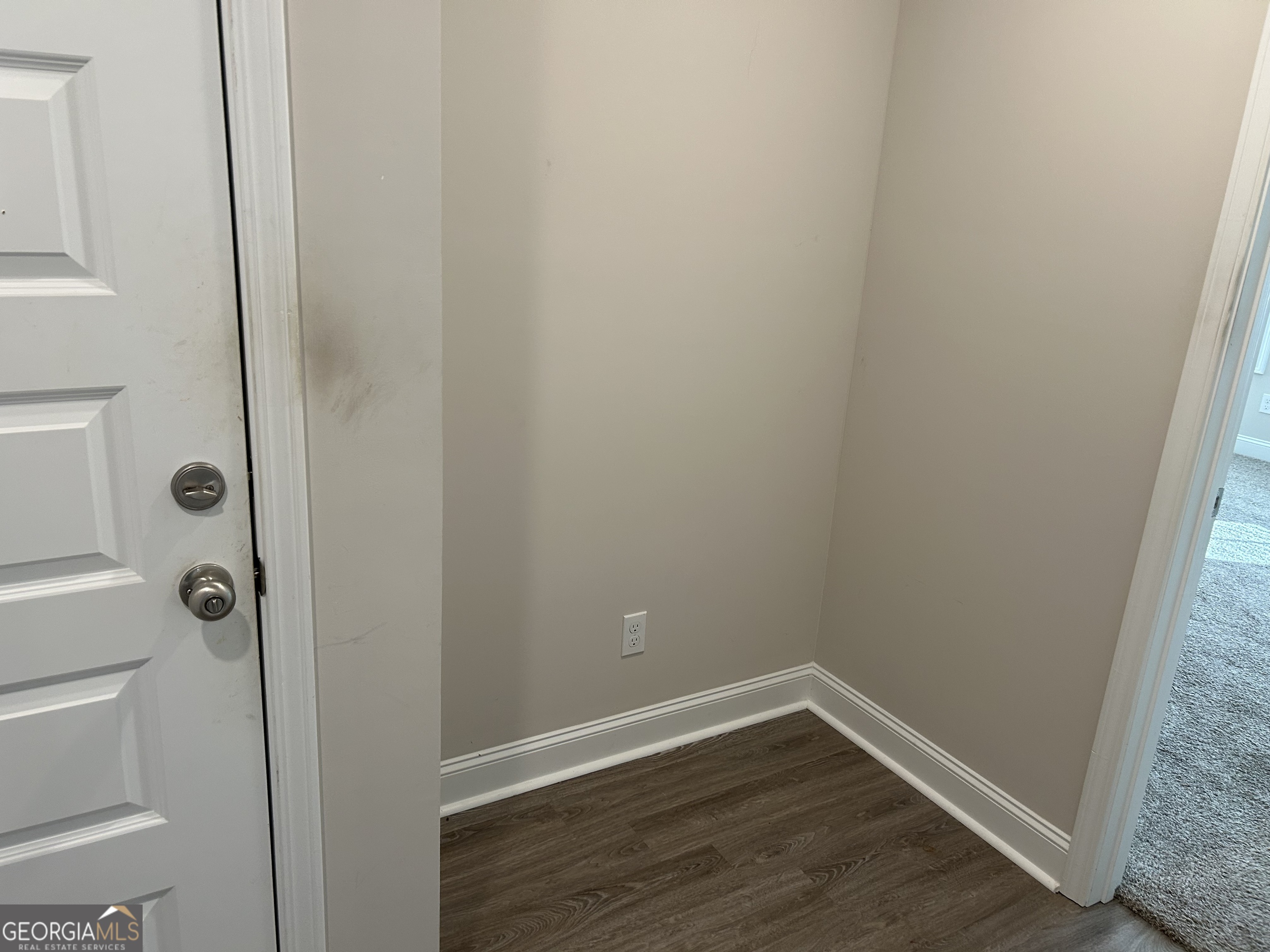 106 Old Barn Road Statesboro, GA 30458 - Photo 27 of 59 a view of a small space