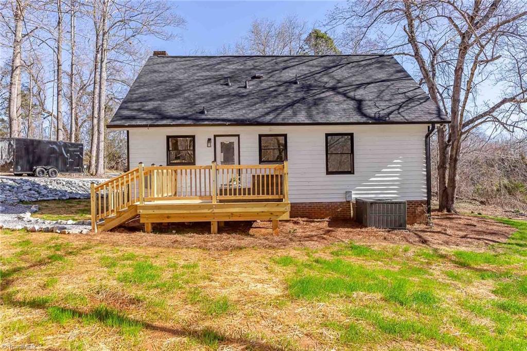 1407 Highway 68 Oak Ridge, NC 27310 - Photo 35 of 40