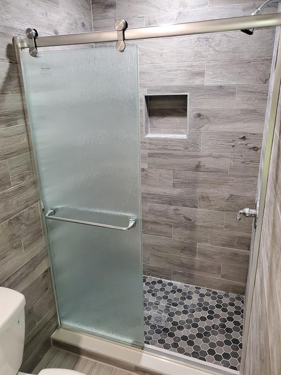 224 Northeast 19th Avenue, Unit 2 Pompano Beach, FL 33060 - Photo 2 of 7