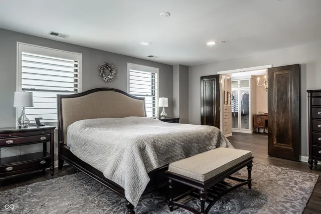 $649,900 | 350 North Meridian Street, Unit 606/607, Indianapolis, IN 46204