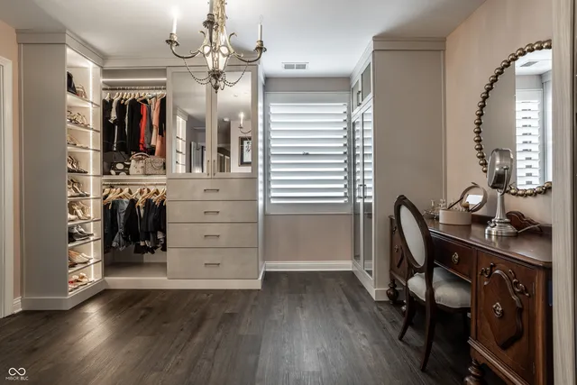 $649,900 | 350 North Meridian Street, Unit 606/607, Indianapolis, IN 46204