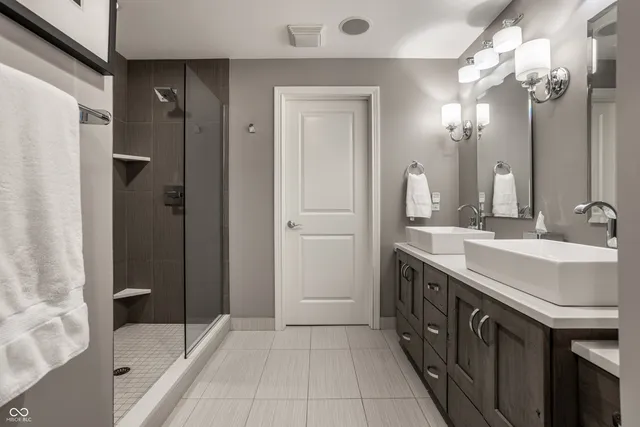 $649,900 | 350 North Meridian Street, Unit 606/607, Indianapolis, IN 46204