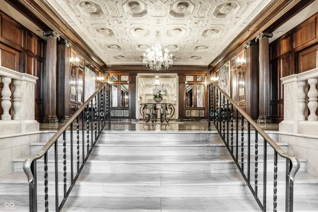 $649,900 | 350 North Meridian Street, Unit 606/607, Indianapolis, IN 46204