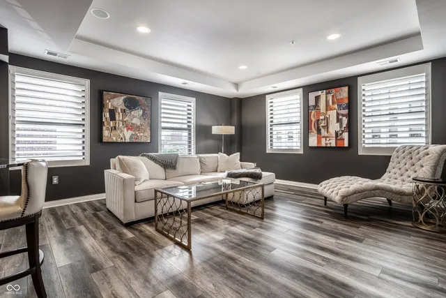 $649,900 | 350 North Meridian Street, Unit 606/607, Indianapolis, IN 46204