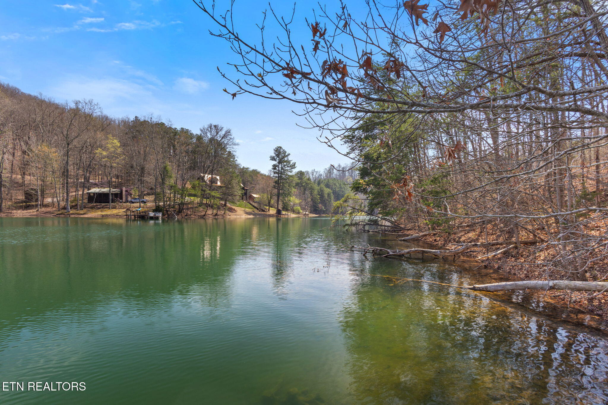 124 Peninsula Road Madisonville, TN 37354 - Photo 40 of 56 1-web-or-mls-124 Peninsula Rd-12 (2)