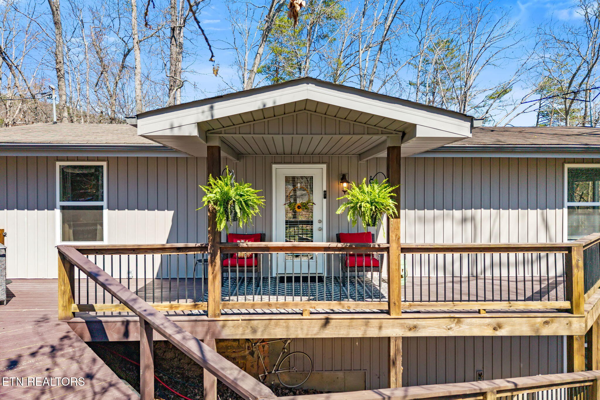 124 Peninsula Road Madisonville, TN 37354 - Photo 4 of 56 49-web-or-mls-124 Peninsula Rd-40